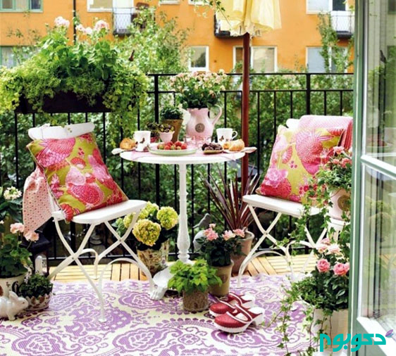 balcony-planting-flowers-colorful-oasis-in-the-cold-season-2-813