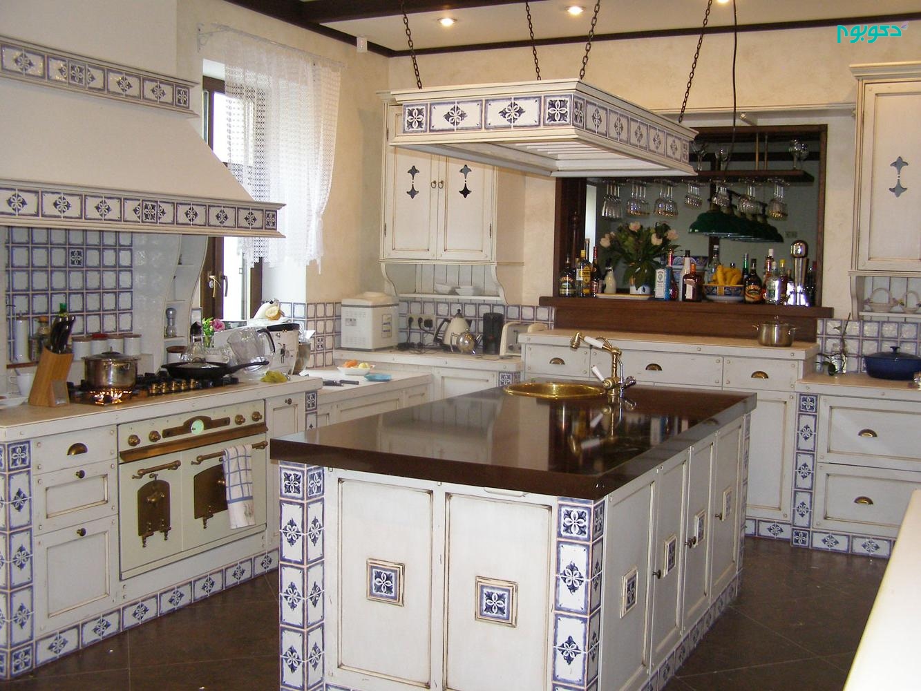 45-french-country-charm-kitchen-island-homebnc.jpg