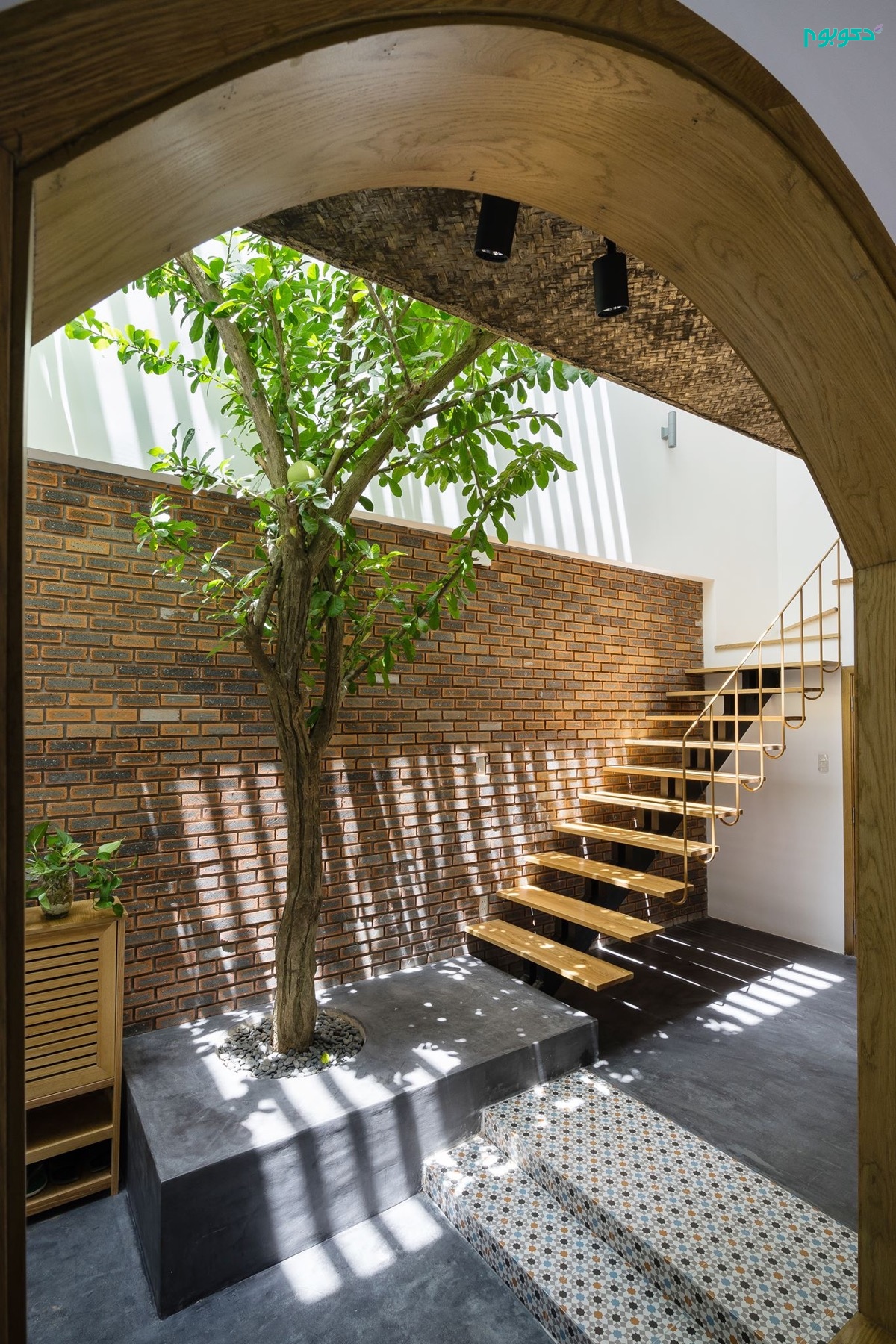 دکوراسیون خانه ی دوبلکس گرمسیری با حیاط داخلی