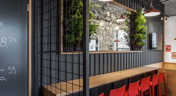 طراحی داخلی رستوران و دیوار های فولادی