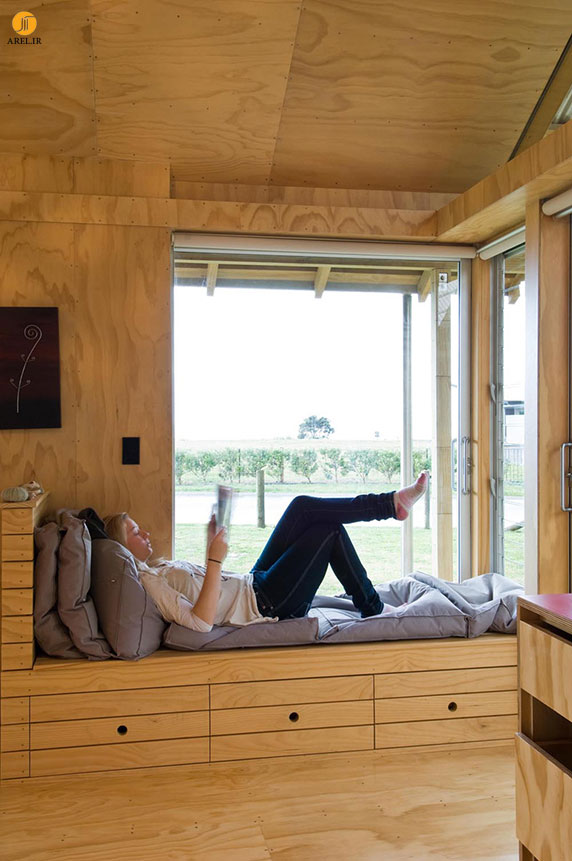 7 نمونه طراحی کاناپه برای جلوی فضای پنجره