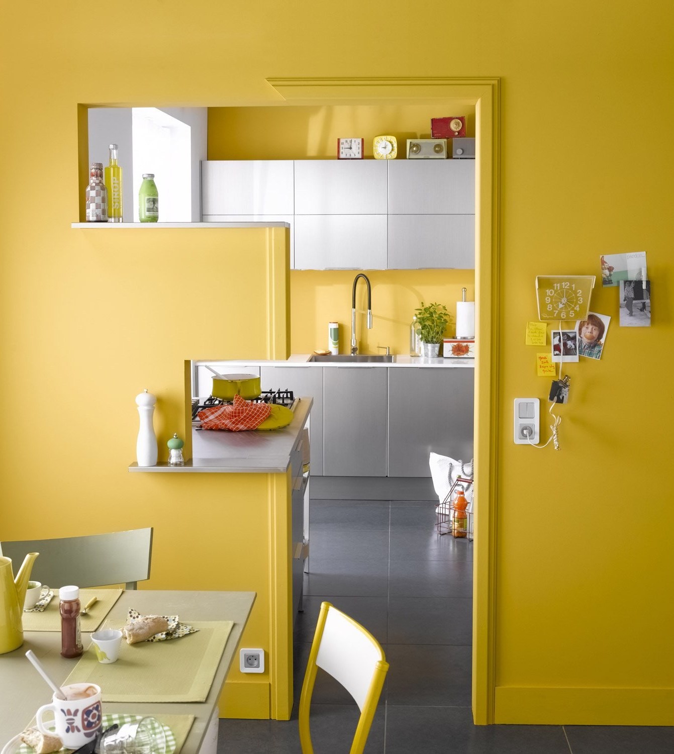 ۳۴ نمونه دکوراسیون آشپزخانه به رنگ زرد