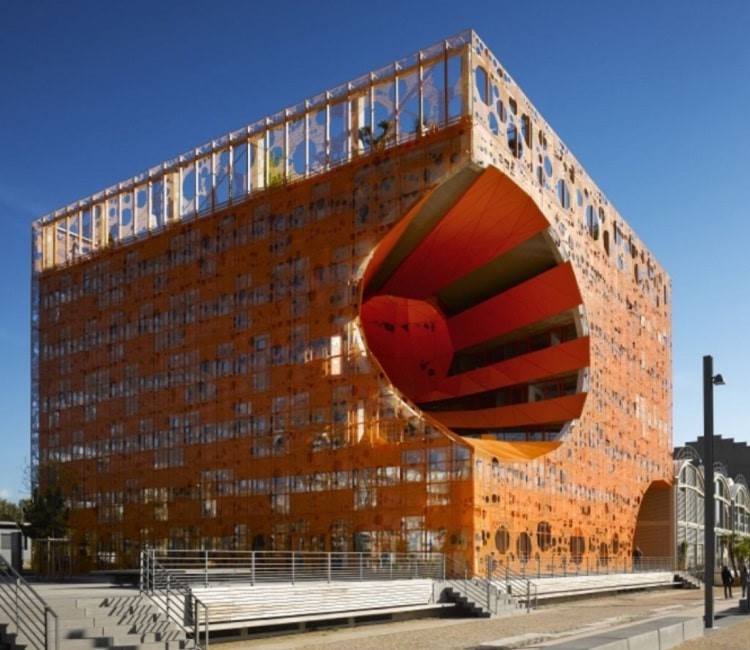 طراحی نما ساختمان اداری مکعب نارنجی