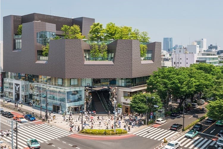 ویژگی‌ های معماری ساختمان و مجتمع تجاری توکیو پلازا اوموتساندو