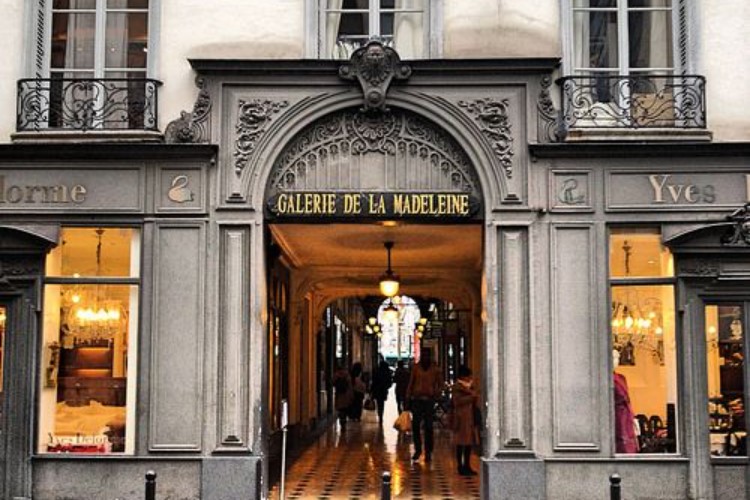 Gallery of the Madeleine در پاریس 30 مدل نمای مغازه رومی