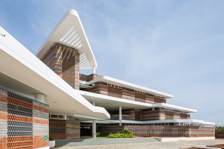 SHANMUGAM SSOCIATES 50 طرح نمای ساختمان مدرن