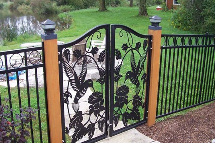 ست دروازه و نرده با طرح گیاهان و حیوانات طراحی ورودی باغ ویلا